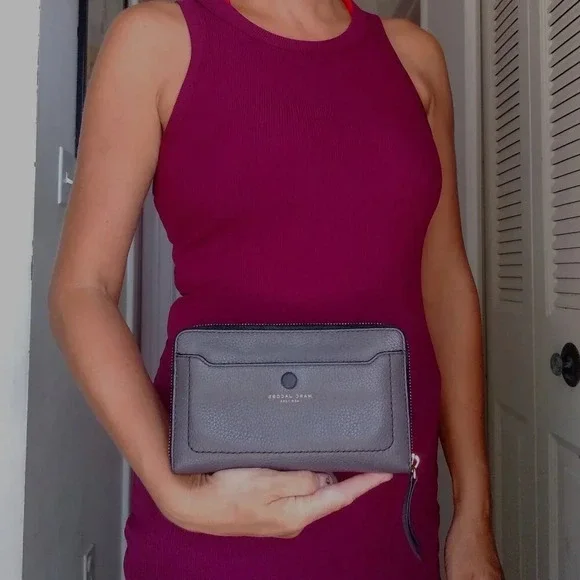 Marc Jacobs empire city crossbody leather wallet - Picture 6 of 8